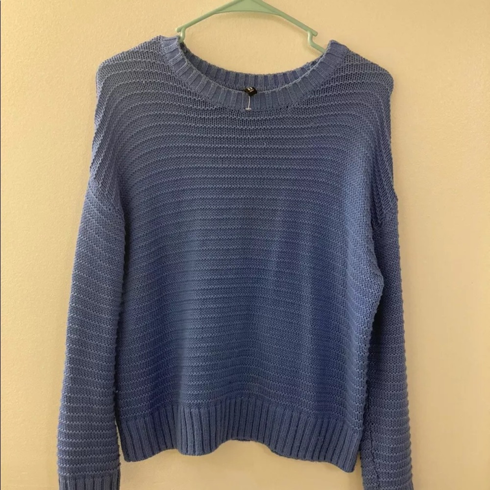 H&M periwinkle blue knit sweater in small